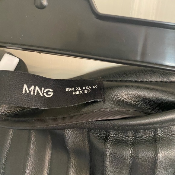 Mango Faux Leather Pleated Midi Skirt NWT - Picture 4 of 5